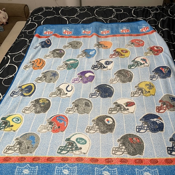 Vintage Nfl twin size blanket - Picture 8 of 10